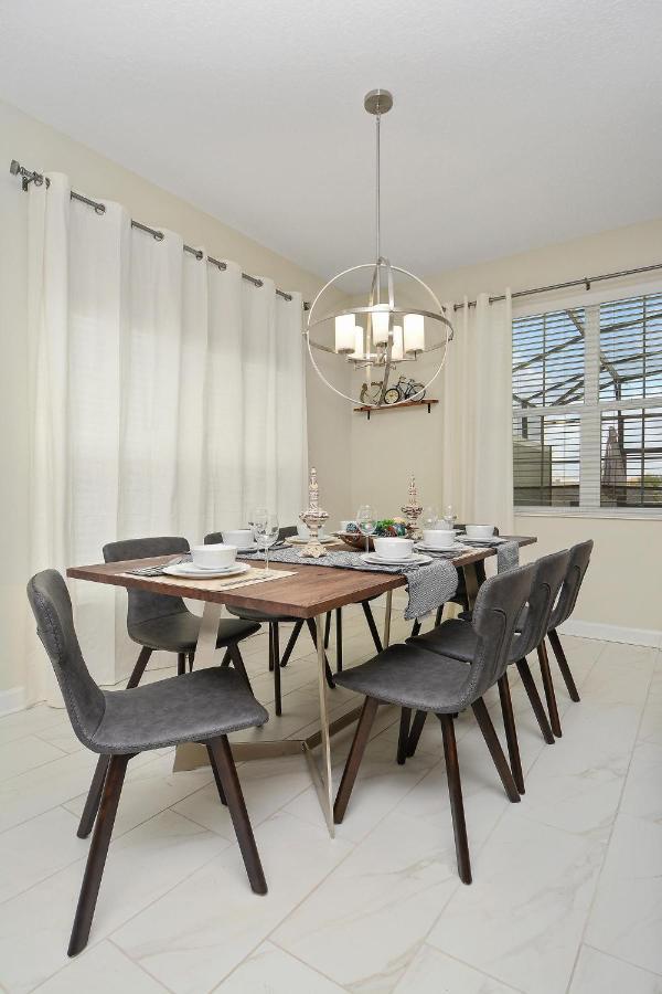 Storey Amenities Include And Private Pool Casa de férias *