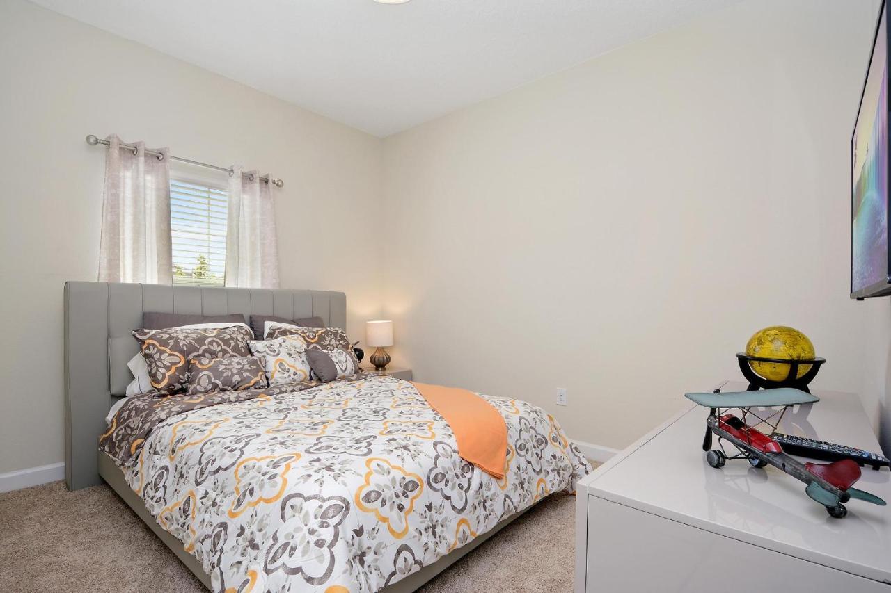 Casa de férias Storey Amenities Include And Private Pool Orlando